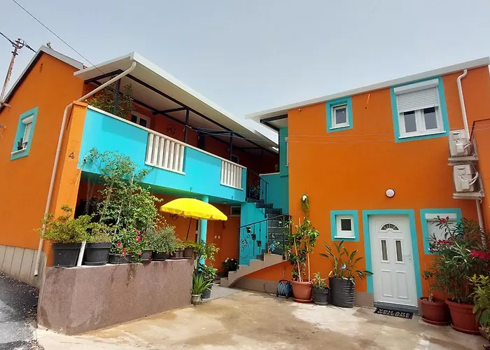 Mexicana Apartment Pink