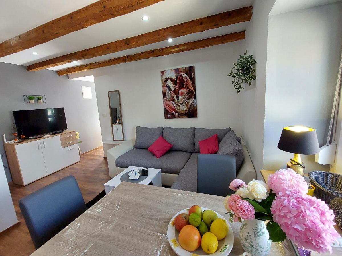 Mexicana Pink Apartment *