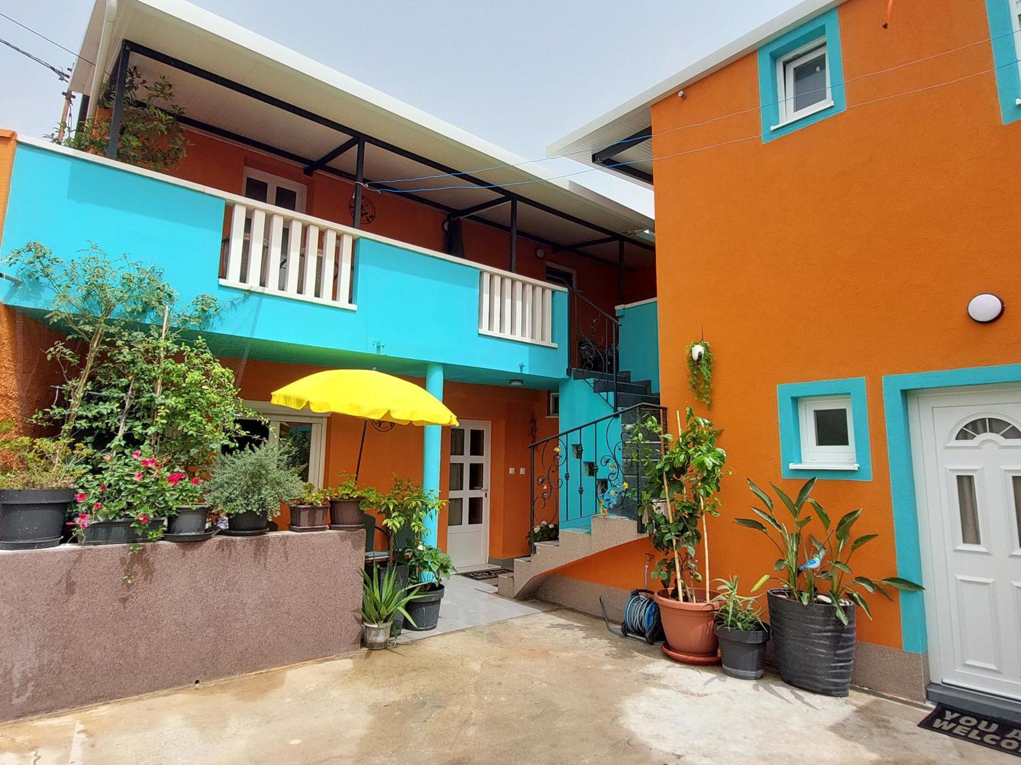 Apartment Mexicana Pink