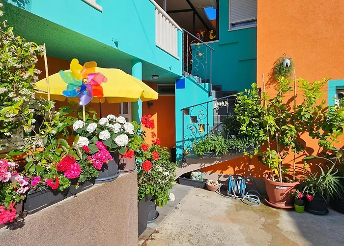 Mexicana Apartment Pink